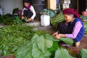 Xốn xang hương vị bánh chưng Ninh Hằng làng cổ Hùng Lô